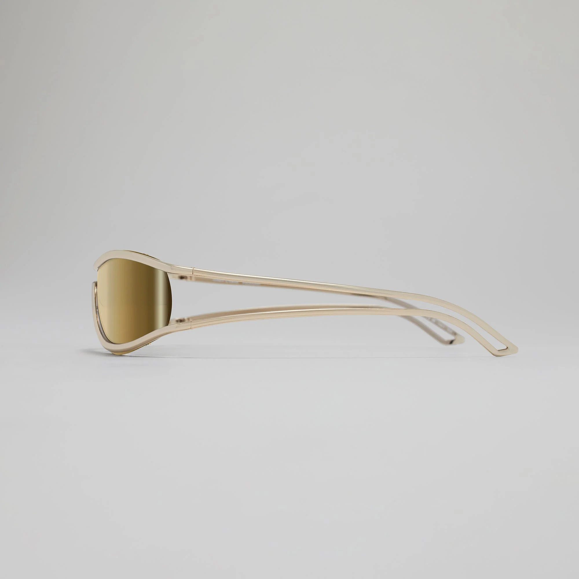 GRAVITY - Image 10