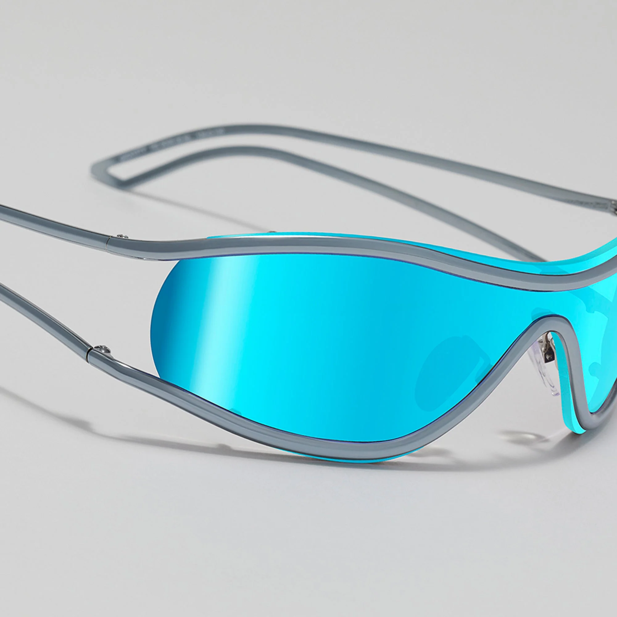 GRAVITY - Image 23