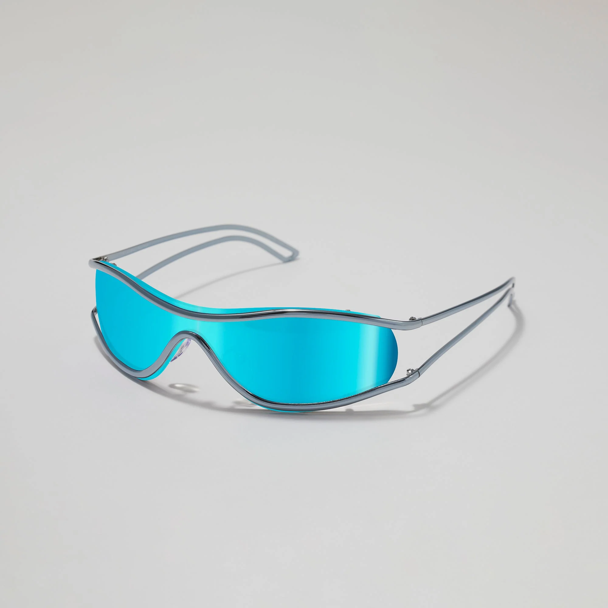 GRAVITY - Image 24