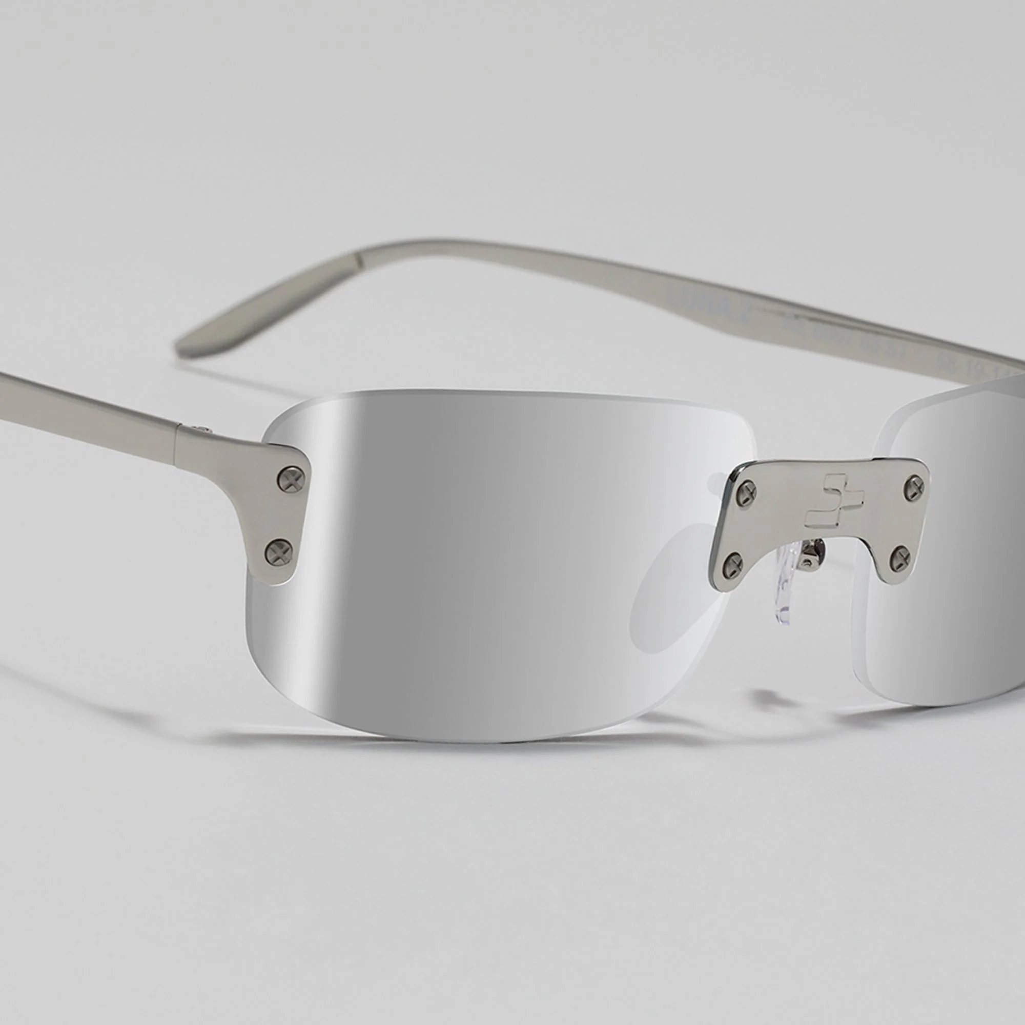 LUNA 2 - Image 18