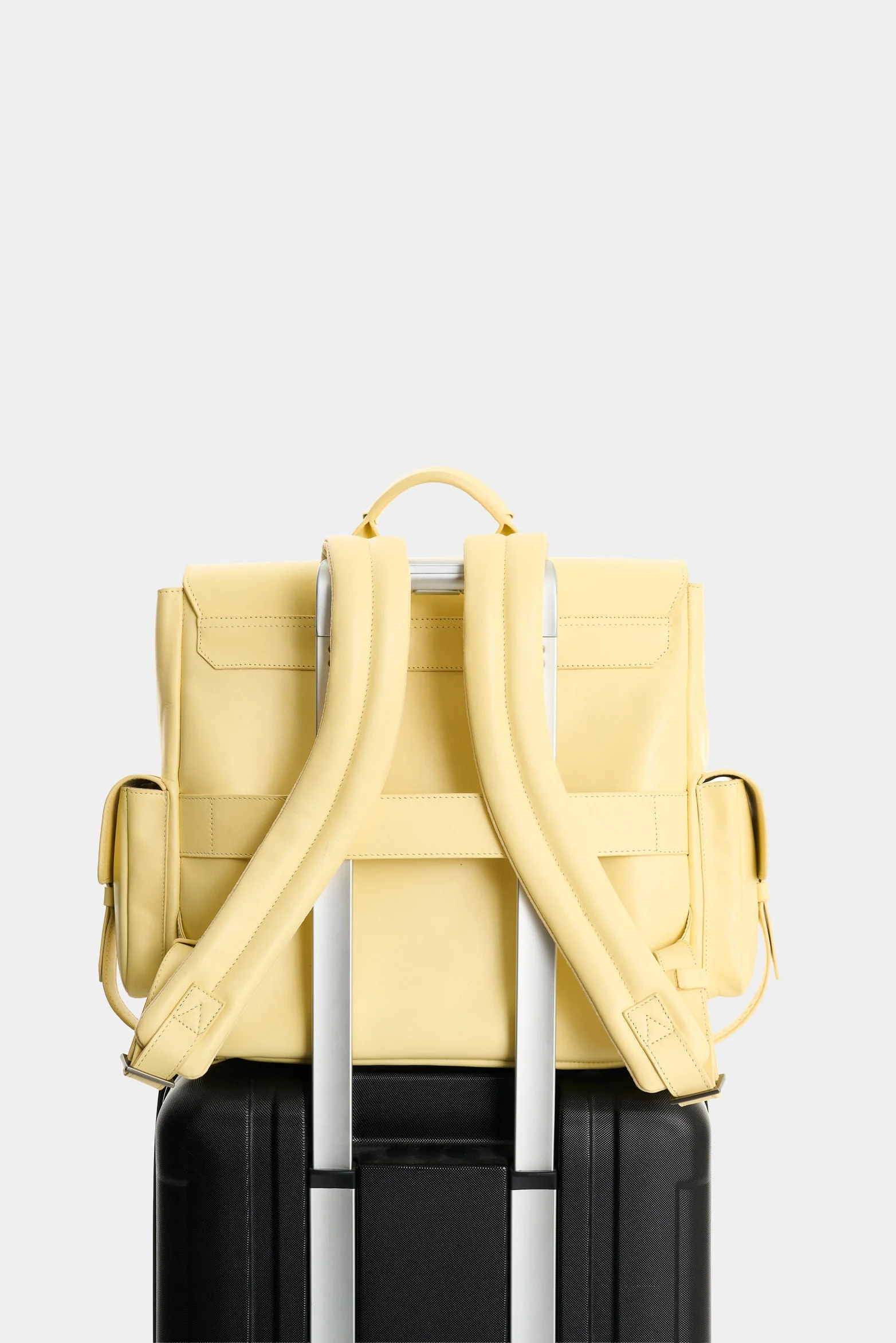 Men's Archaeology Leather Backpack - Image 3