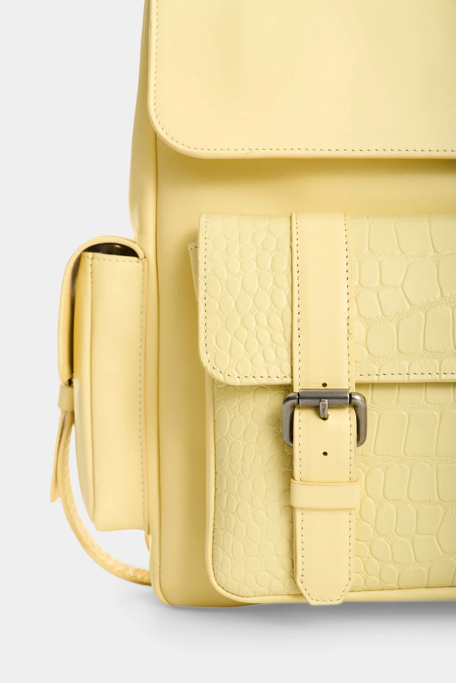 Men's Archaeology Leather Backpack - Image 4