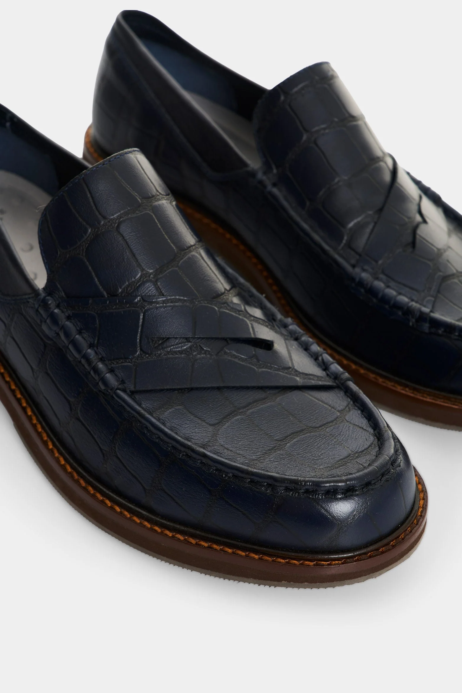 Men's Croco Leather Loafers - Image 5