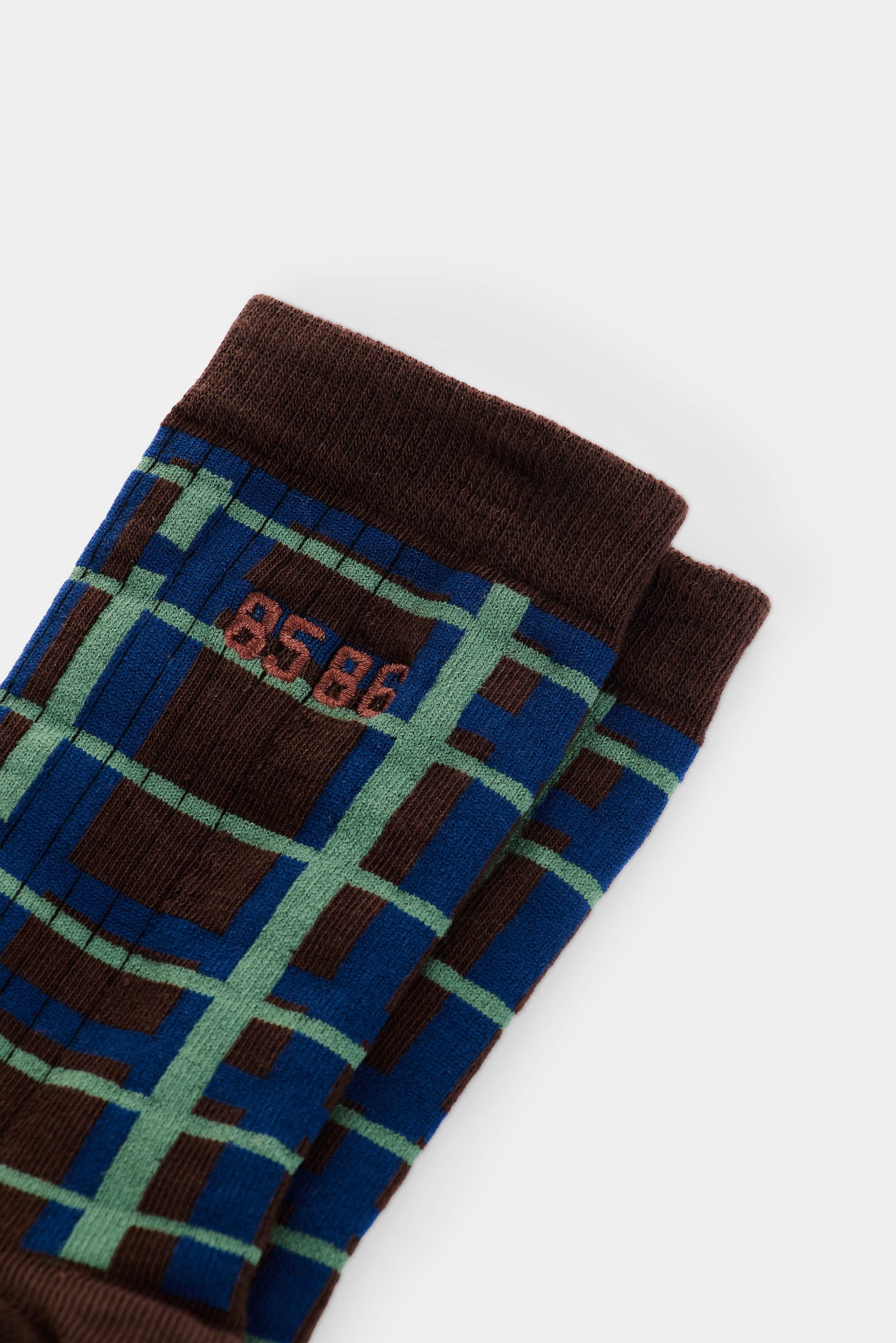 Men's Tartan Mid-Calf Socks - Image 3