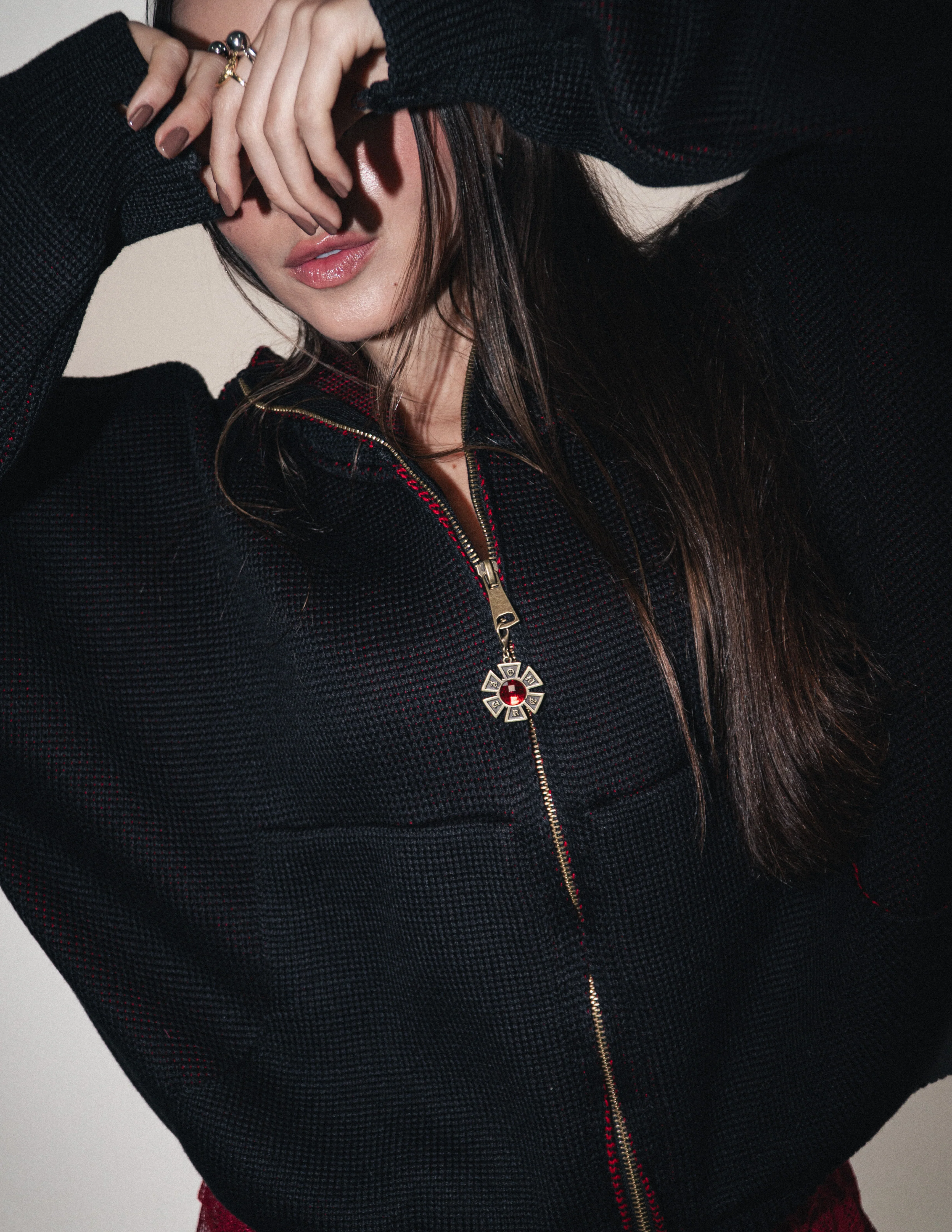 OMERTA BLACK KNITTED ZIP HOODIE - Image 10