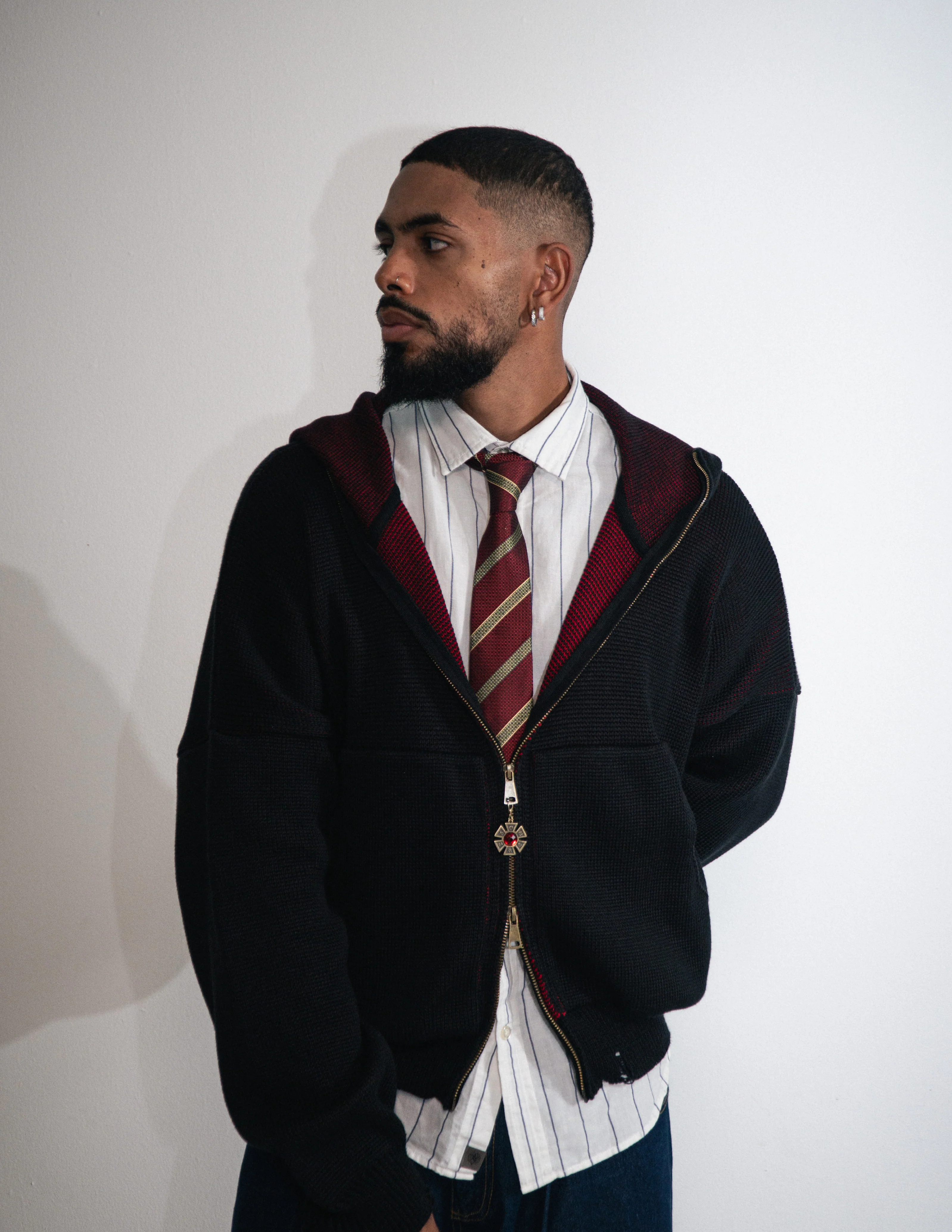 OMERTA BLACK KNITTED ZIP HOODIE - Image 4