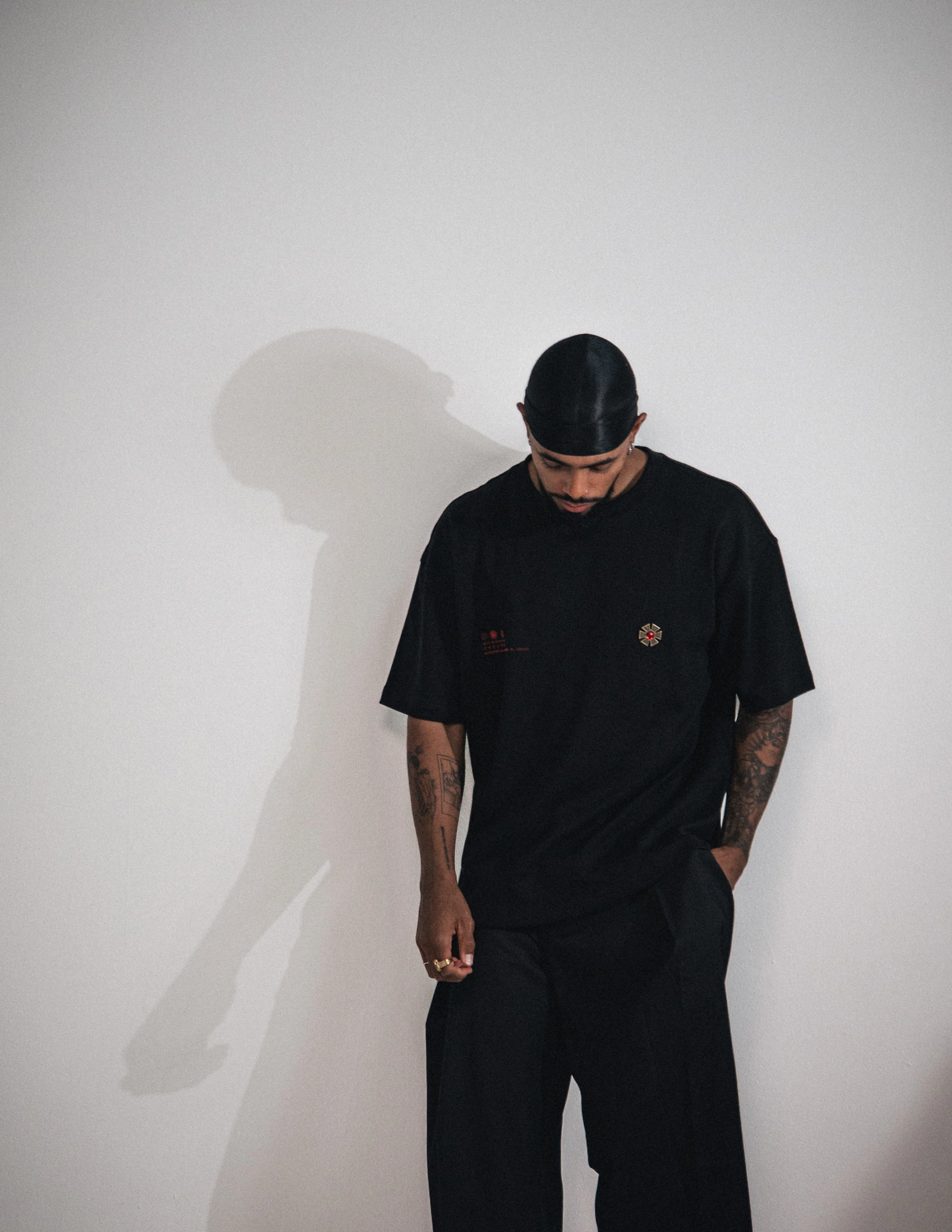 OMERTA PIN T-SHIRT BLACK - Image 5