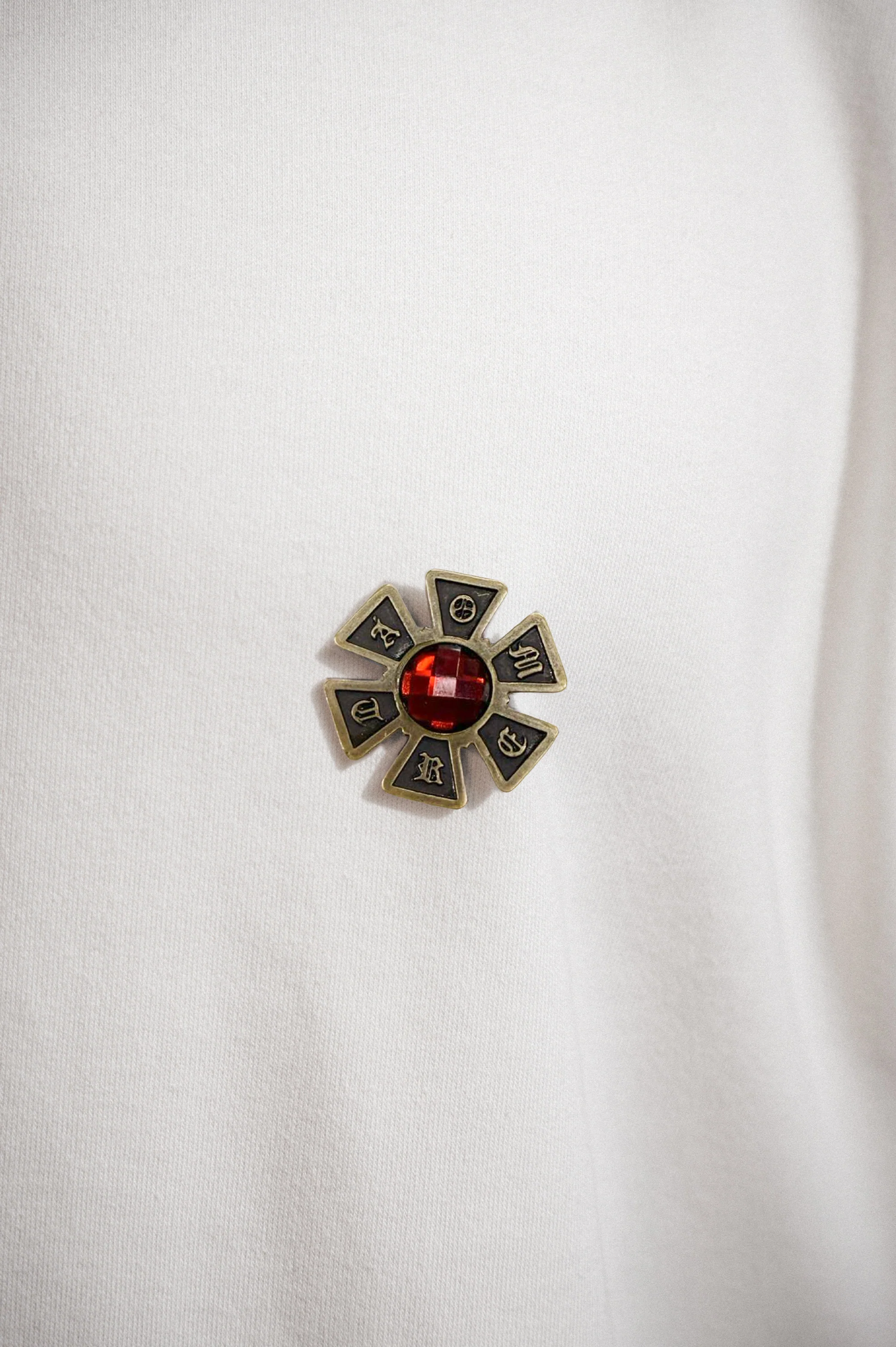 OMERTA PIN T-SHIRT IVORY - Image 3