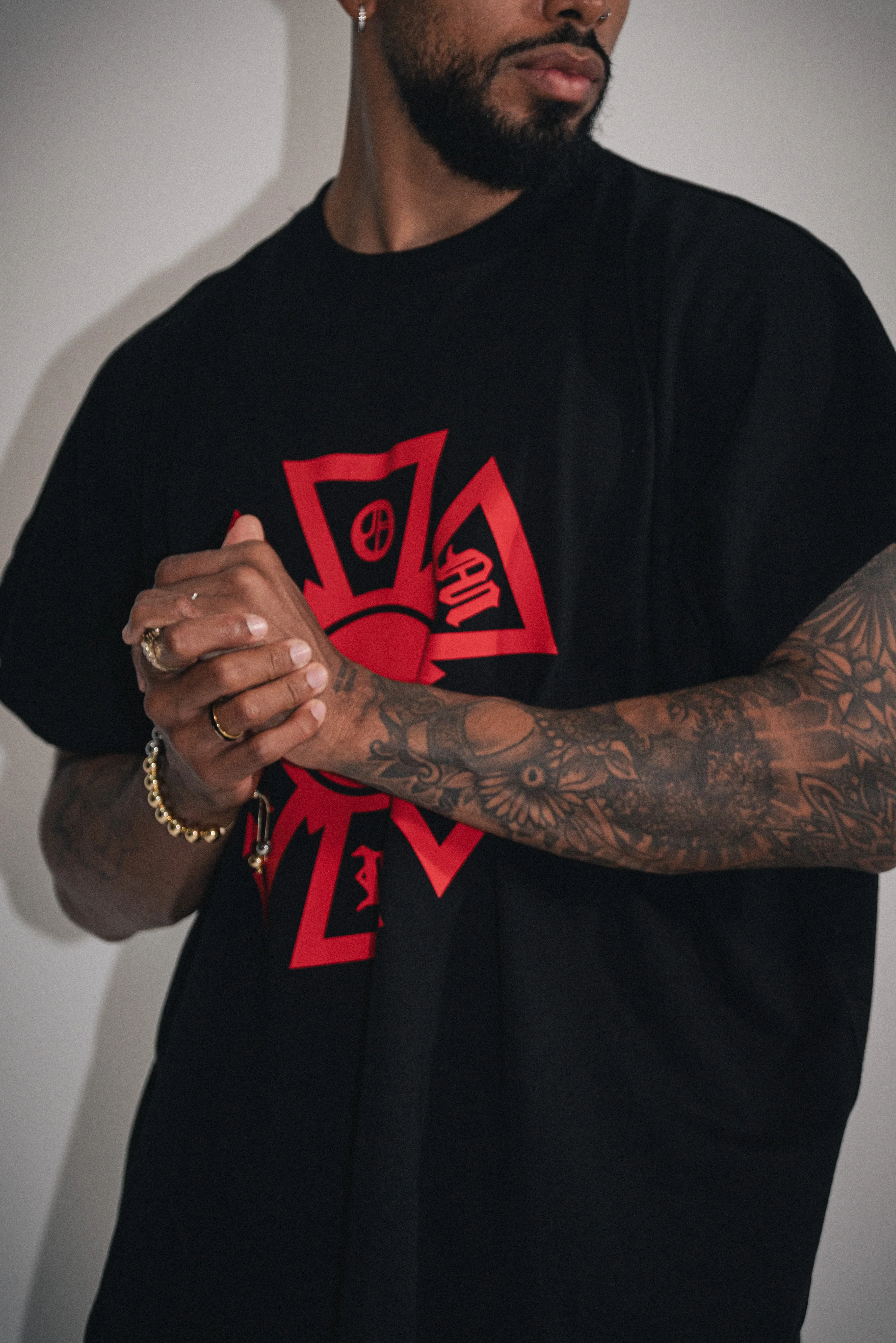 OMERTA SLEEVELESS BOXY TEE - Image 6