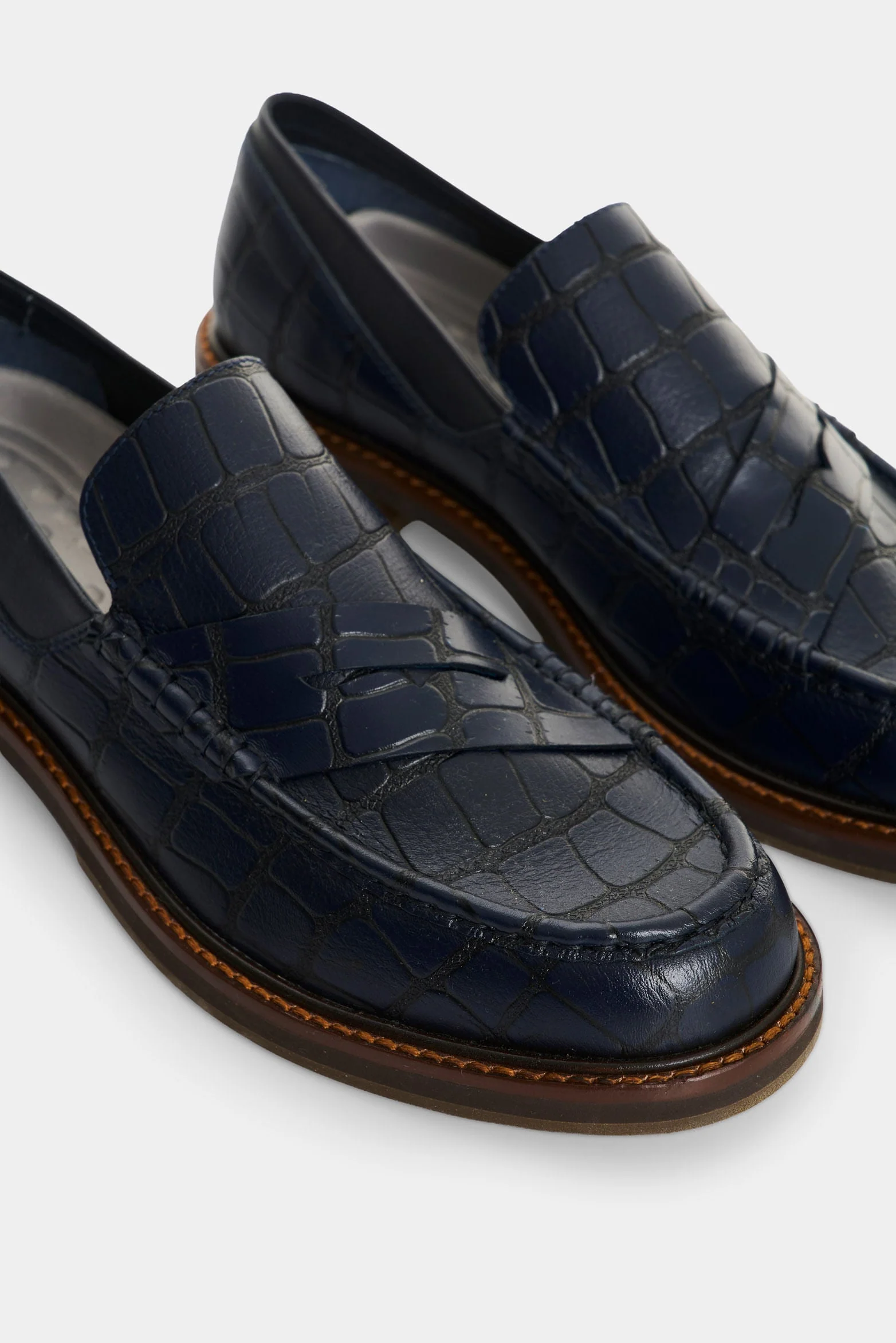 Women's Croco Leather Loafers - Image 5